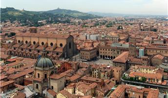 Bologna. Seminario “Rigenerazione urbana - Esperienze per un confronto”