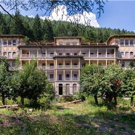 Ospedale in abbandono a Sondrio, foto di Lorenzo Rosa