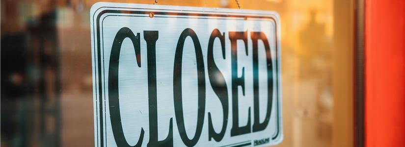 Il commercio soffre e i quartieri si degradano: non può essere solo questione di mercato